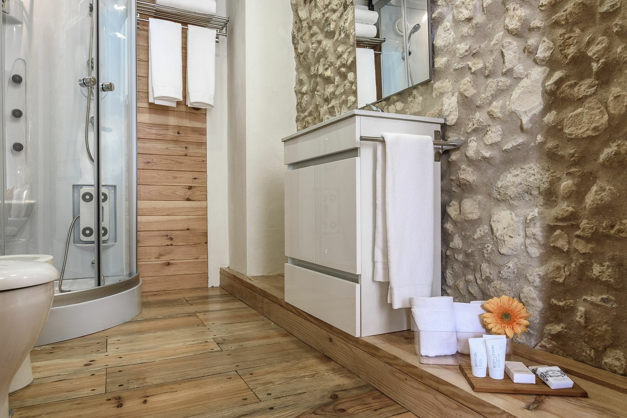 My Bairro Alto Suites ลิสบอน ภายนอก รูปภาพ